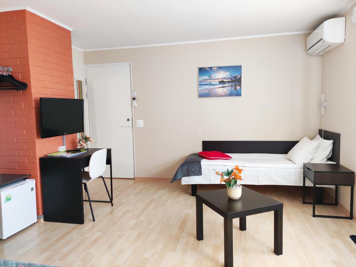 Aisa Guesthouse Пярну Экстерьер фото